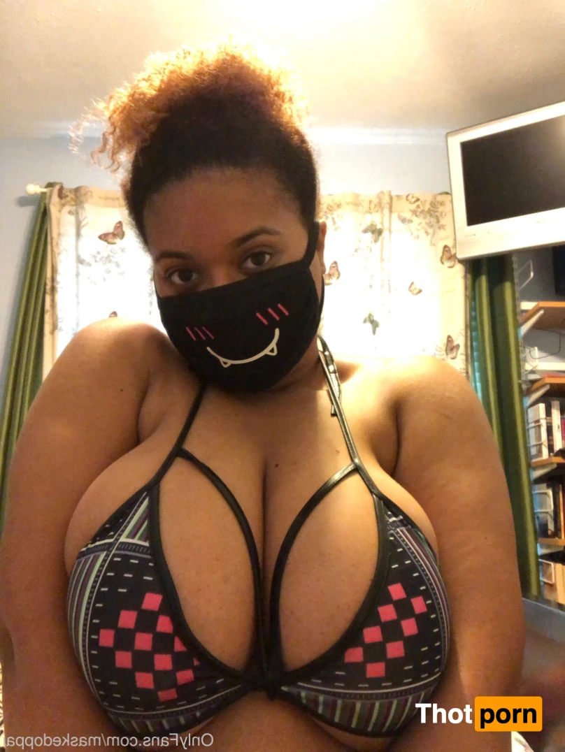 MaskedOppai 16511316