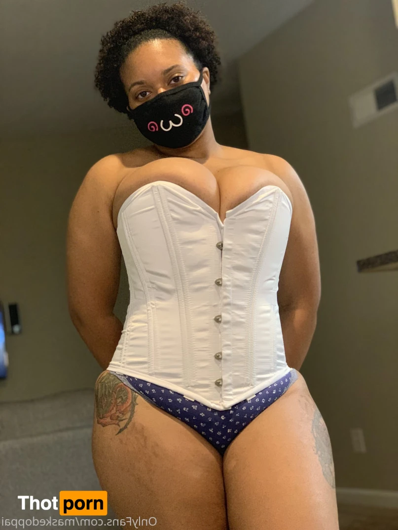 MaskedOppai 16532045