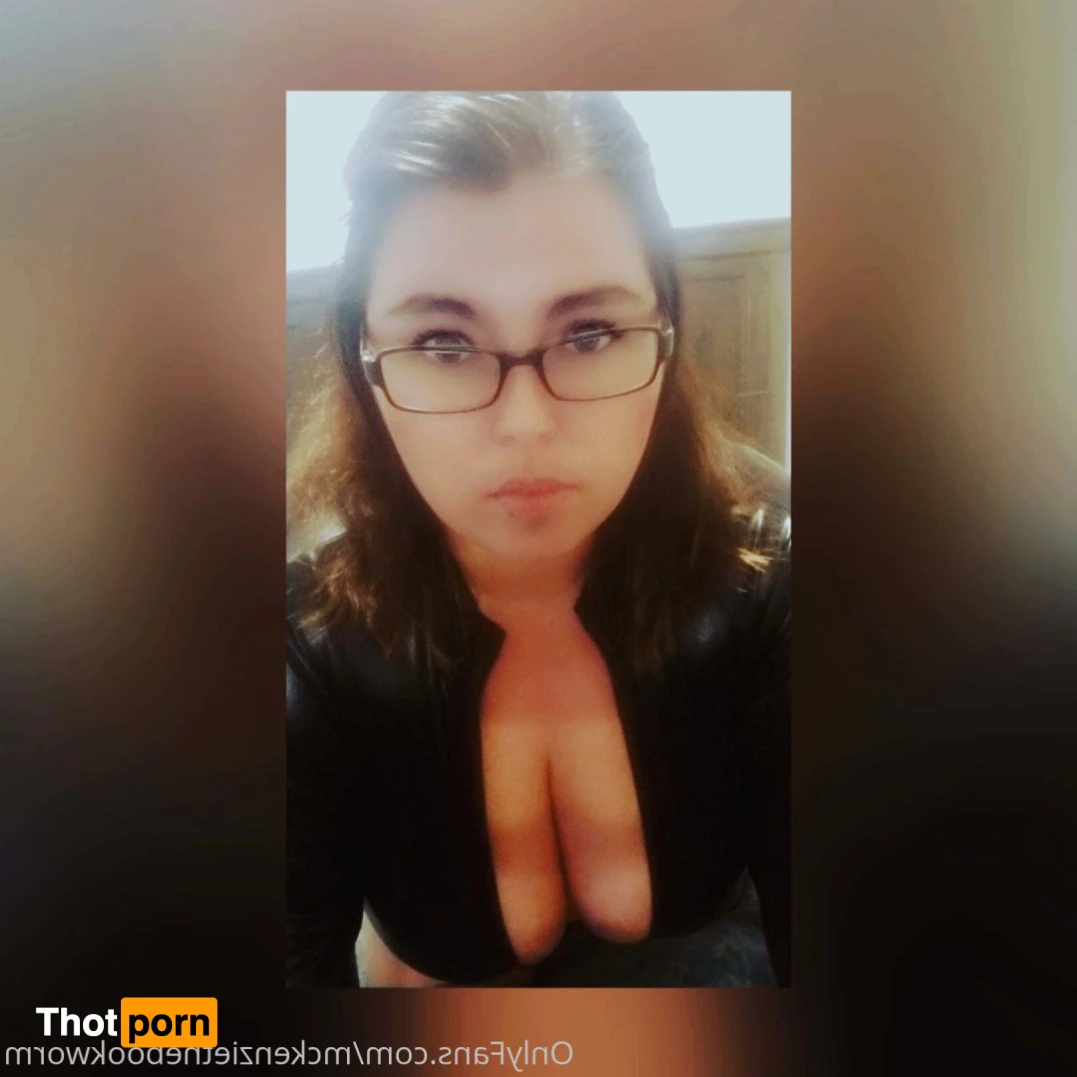 McKenzie Low 12394986