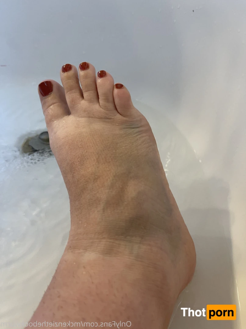 McKenzie Low 12395647