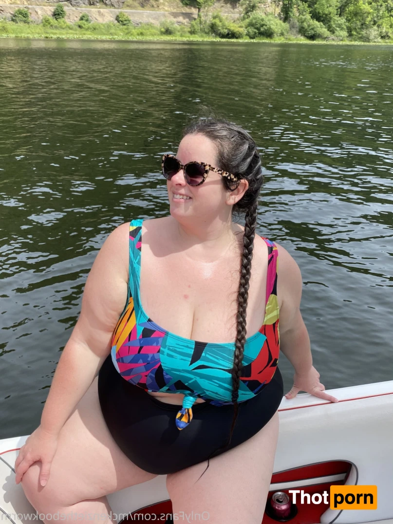 McKenzie Low 12401059