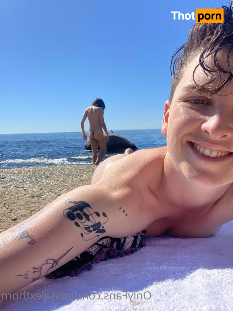 Alexandra Thorn 13332478