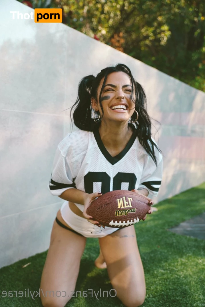 🦋 K Y L I E   R Δ E   H A L L 🦋 4370658