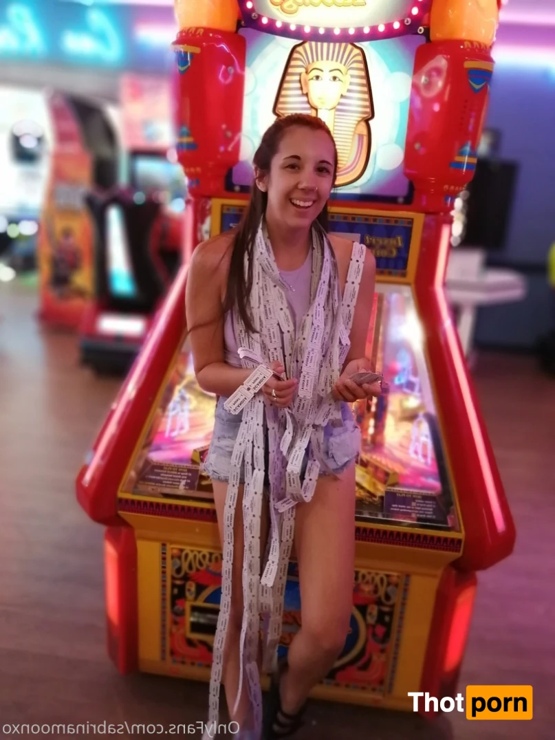 Misty ✨Your Little GF &amp; Med Student✨ 14000888