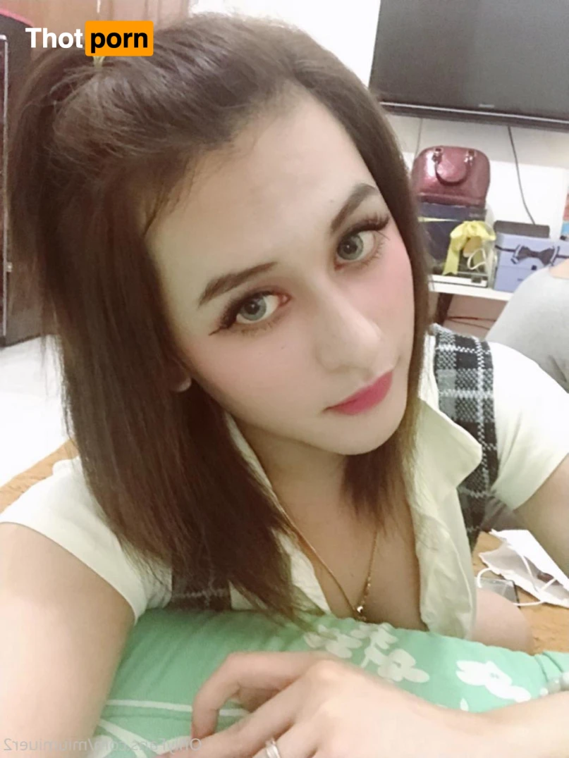 dona adeline patricia betrix 13041366