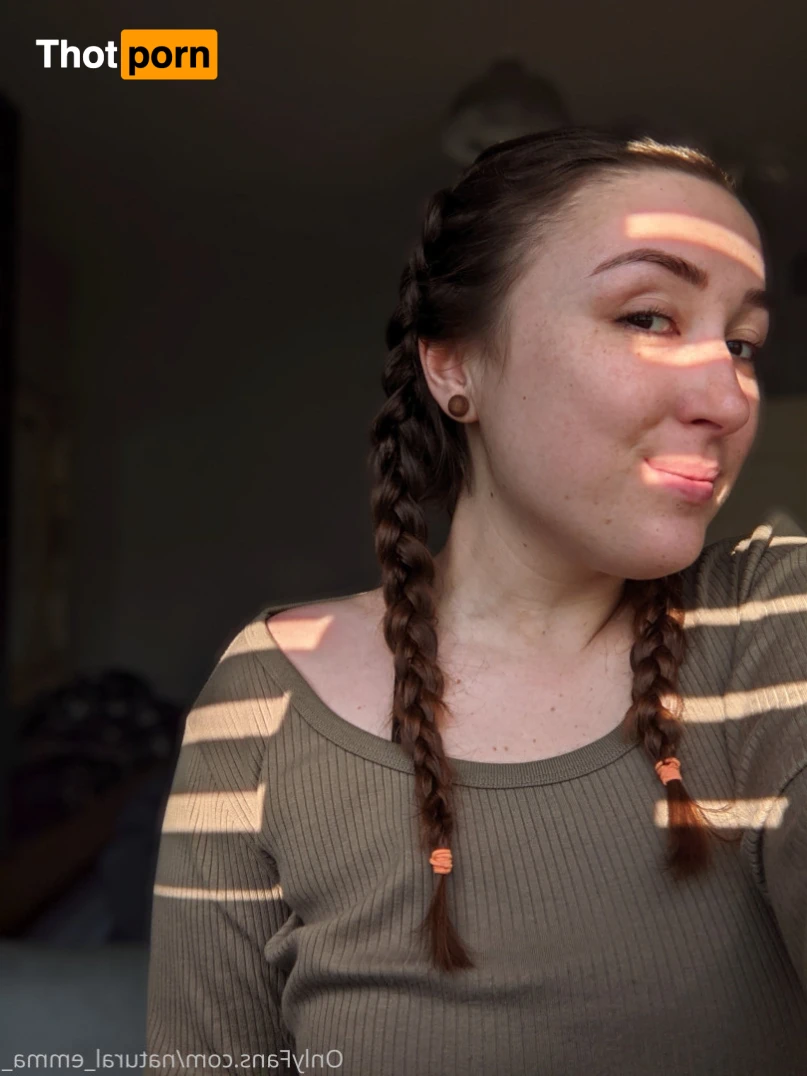 Natural_Emma_ 12793866