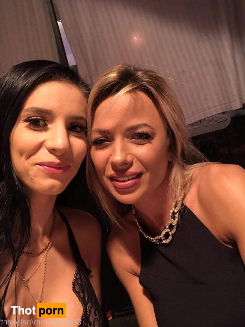 Nelly Kent Official 14757416