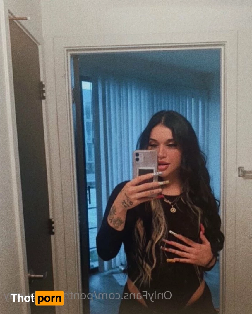 La Diabla 😇 7874126