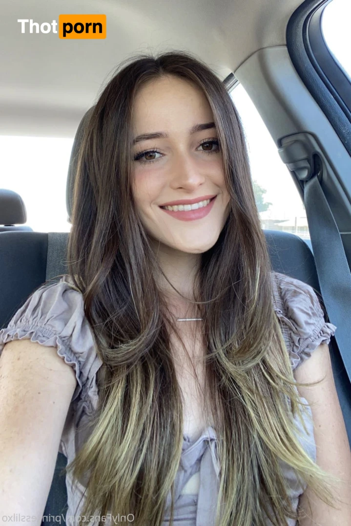 princess lil 💗 13777033