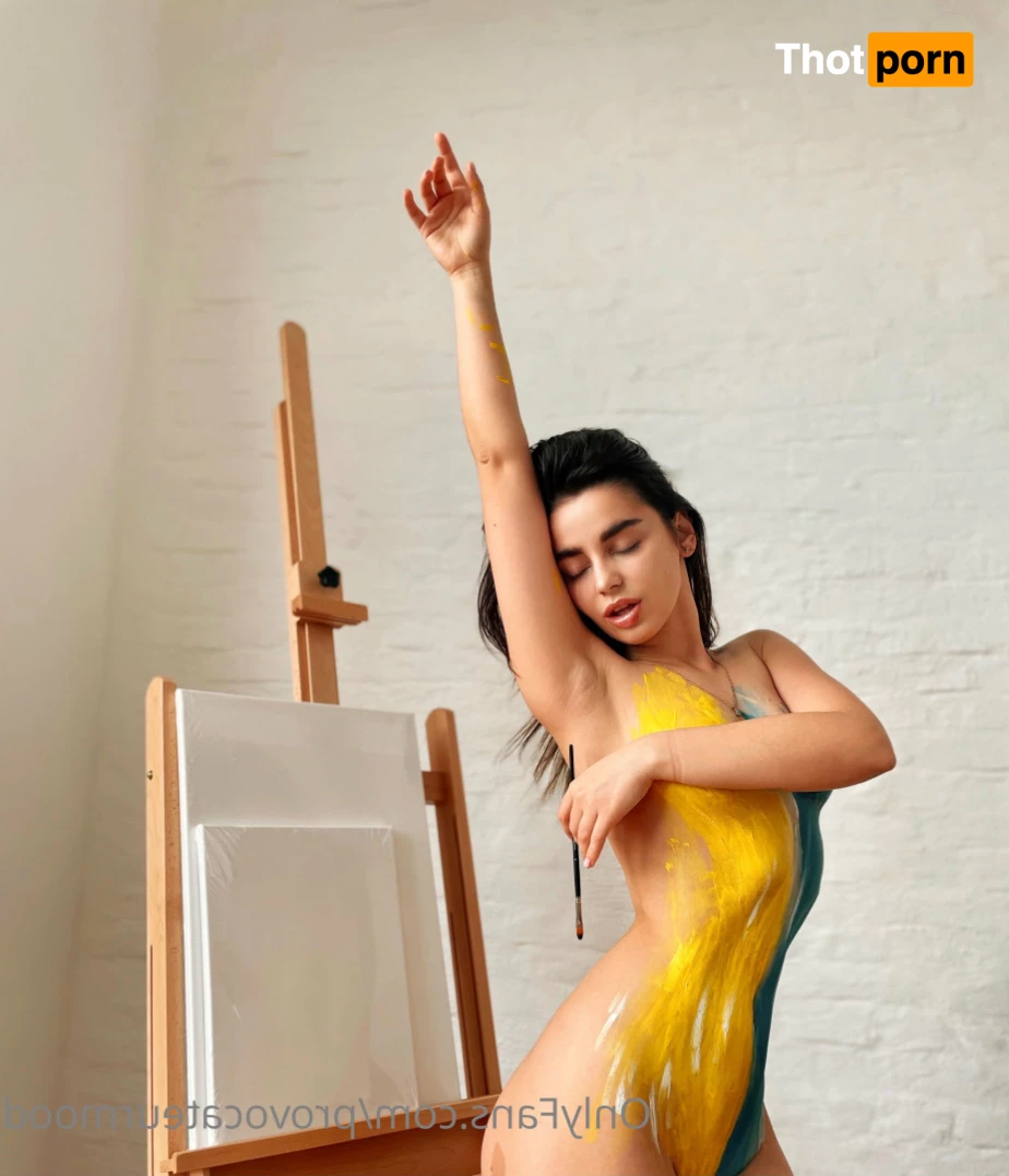 Chika Veronika 7877125