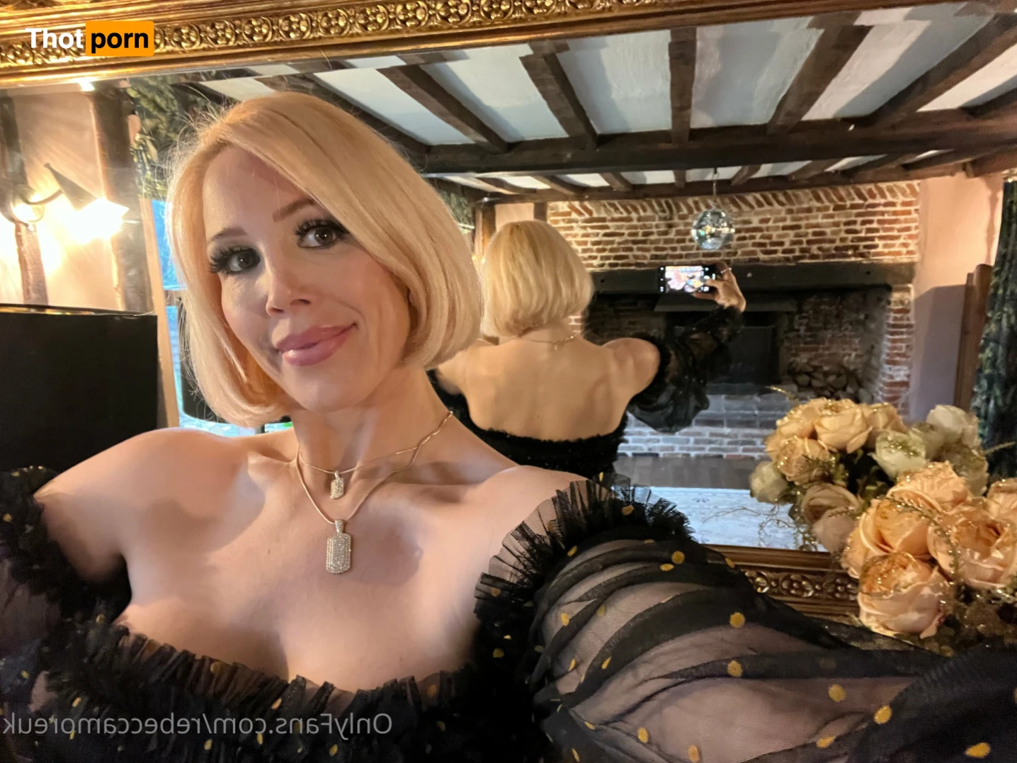 Rebecca More UK 16306514