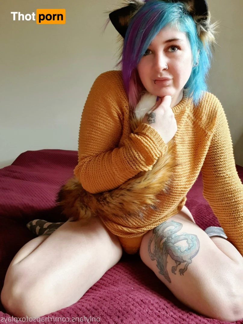 Rhapsofox Plays 16241444