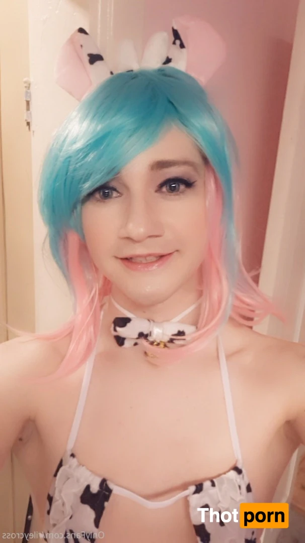 Riley Cross 16208408