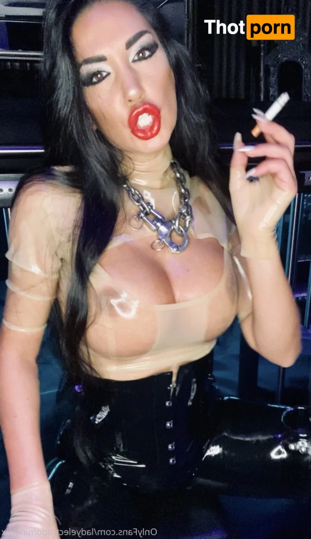 ladyelectradominatrix 656427