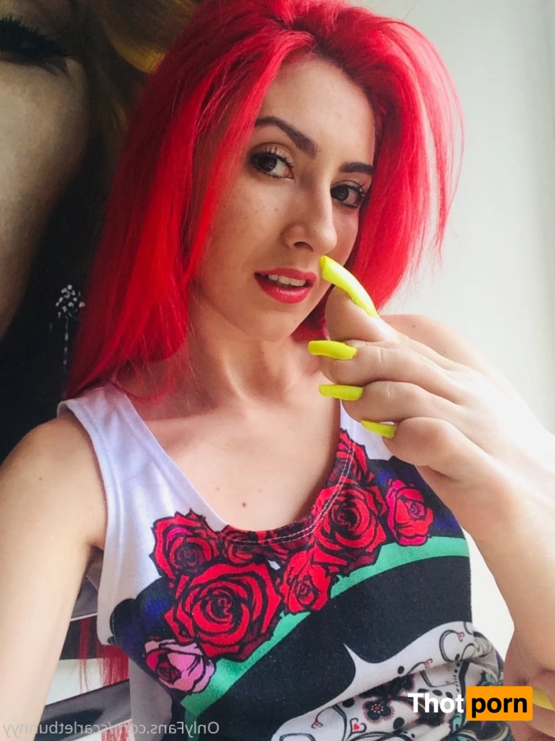 ScarletBunny 16400248