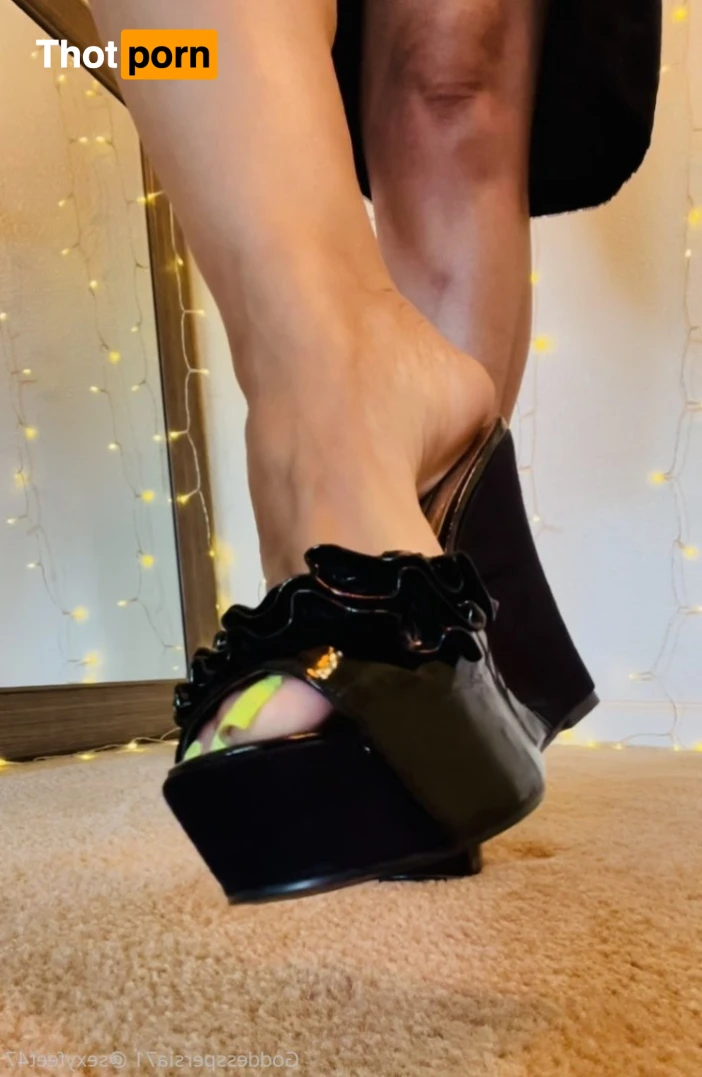 ASAL Queen Of Wrinkled Soles 16024543