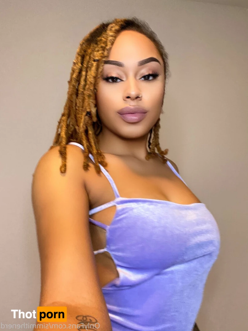 Simmi The Nerd 15784976