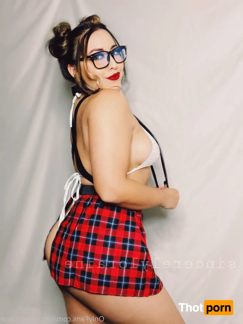 𝑆𝑖𝑛𝑐𝑒𝑟𝑒𝑙𝑦 𝐿𝑜𝑟𝑎𝑖𝑛𝑒 15293864