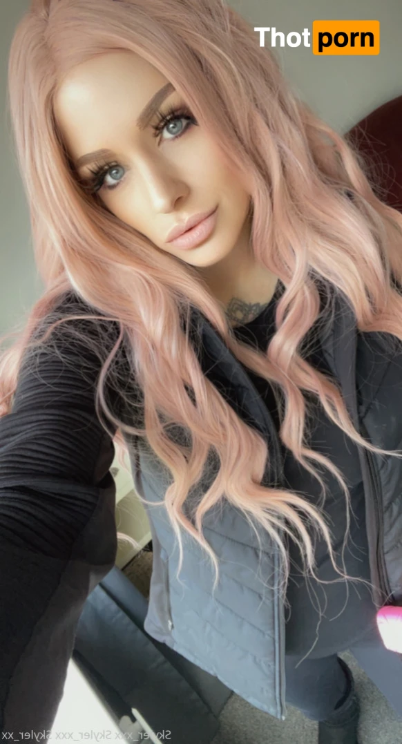 Cougar mommy Sext with me 😈 15886168