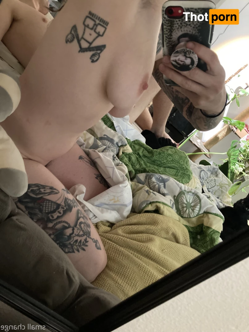 skippy * hairy pits + pussy * -on break- 9084221