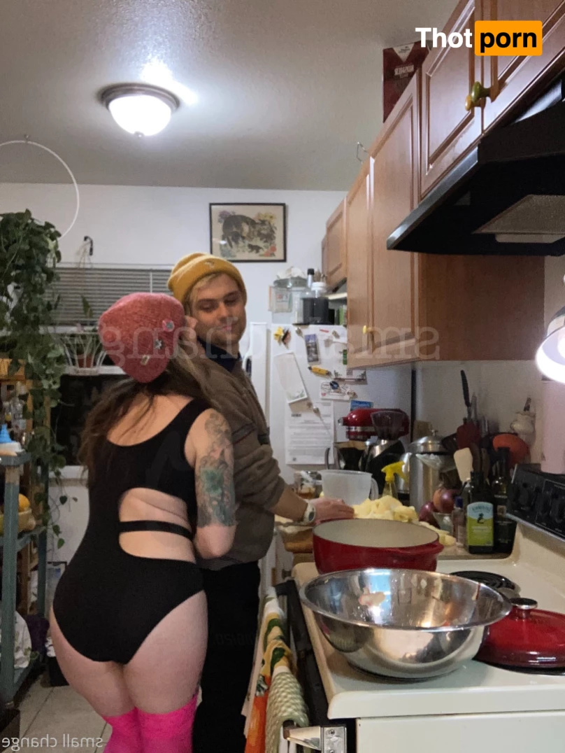 skippy * hairy pits + pussy * -on break- 9084430