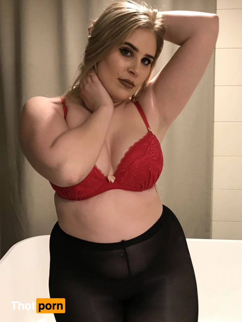 sopheeturner 15756955