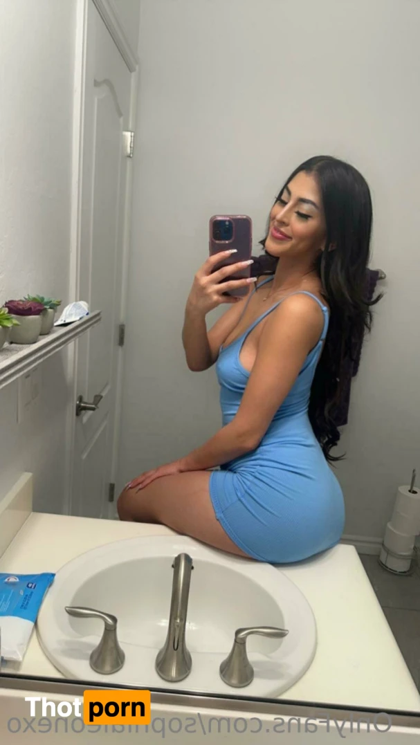 ѕσρнια ℓєσηє 15751008