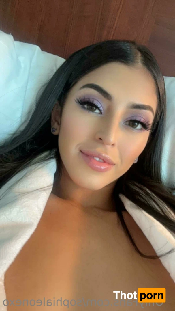 ѕσρнια ℓєσηє 15751341