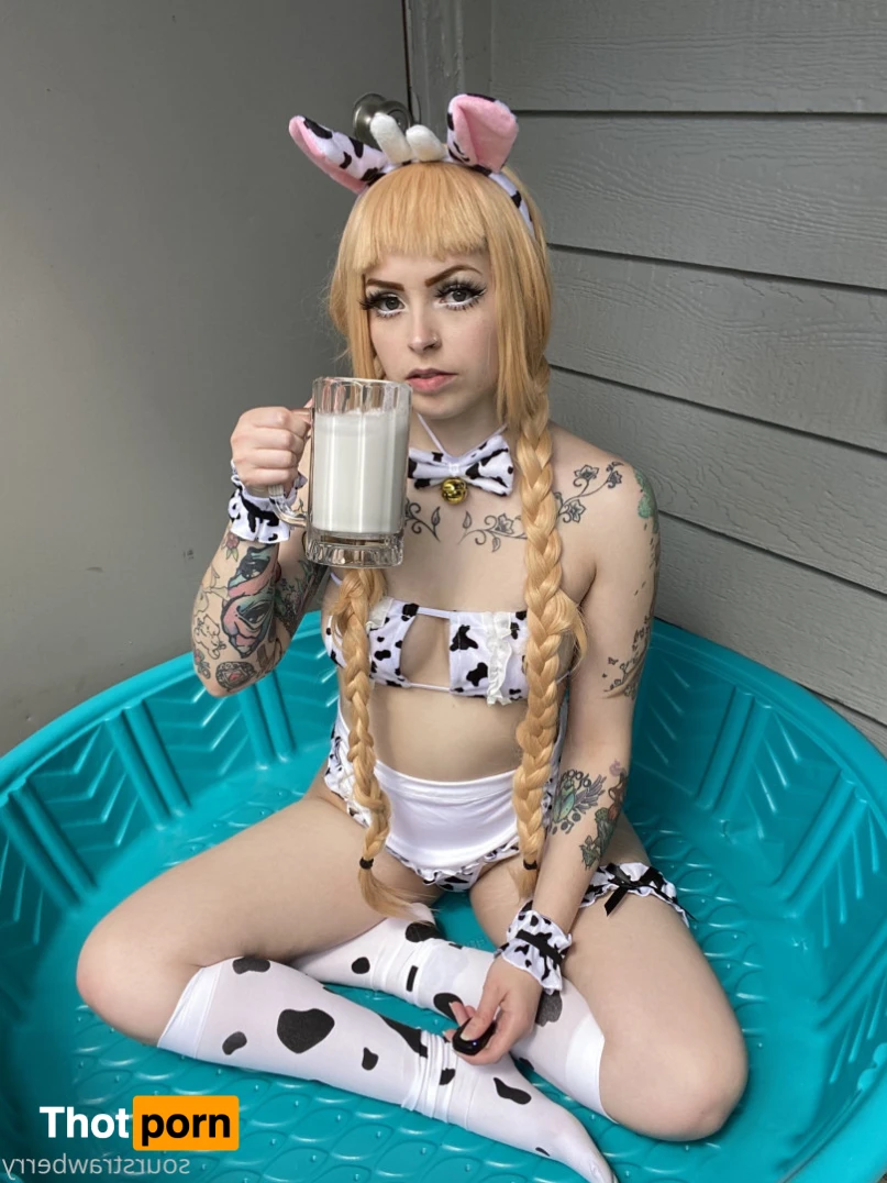 sourstrawberry 15743129