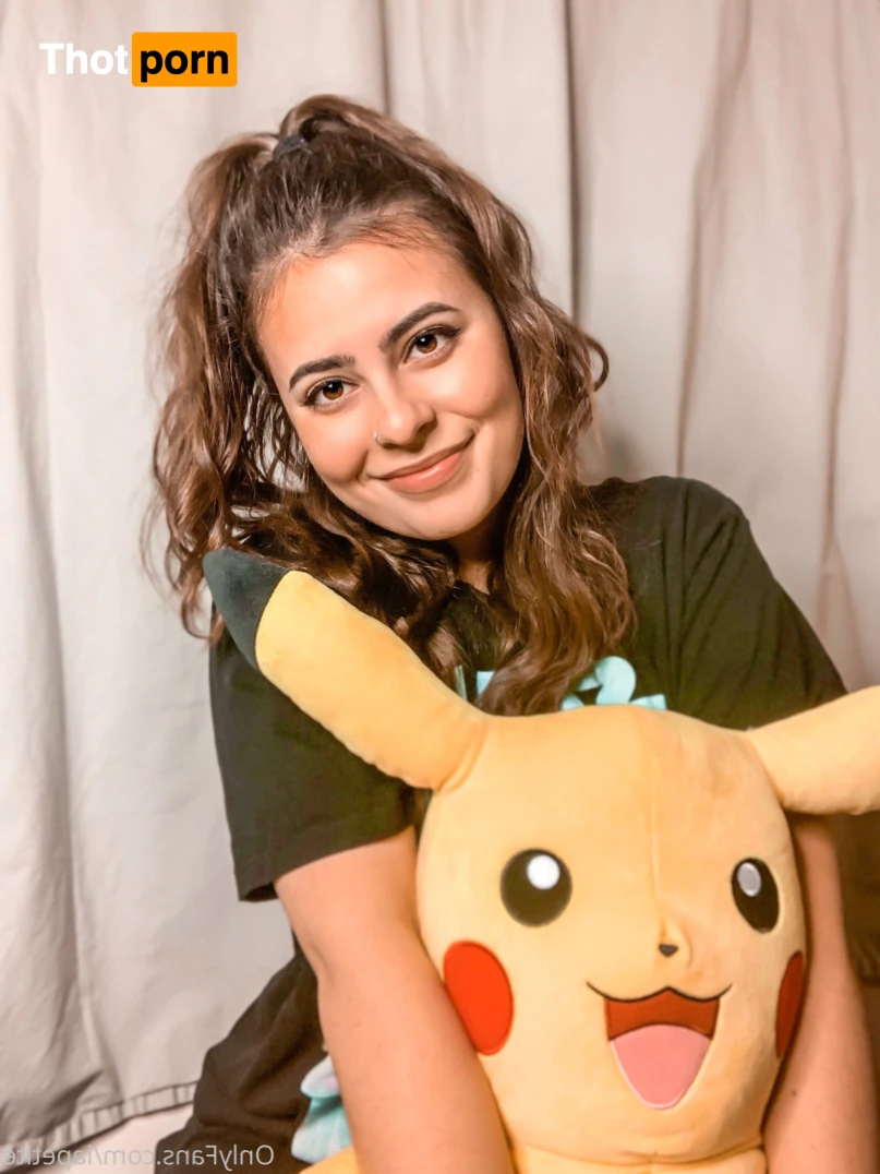 lexie ☽⋆. :･ﾟ 15965026