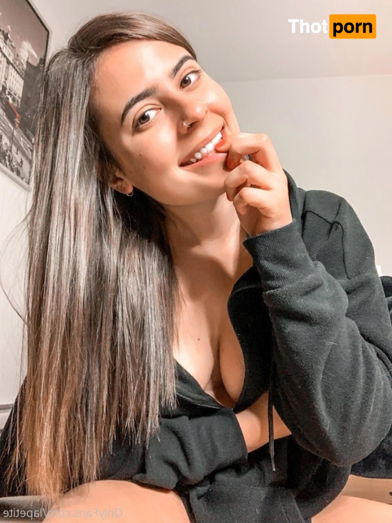 lexie ☽⋆. :･ﾟ 15970686