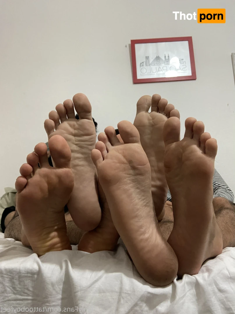 TATTOOBOYFEET 16512361