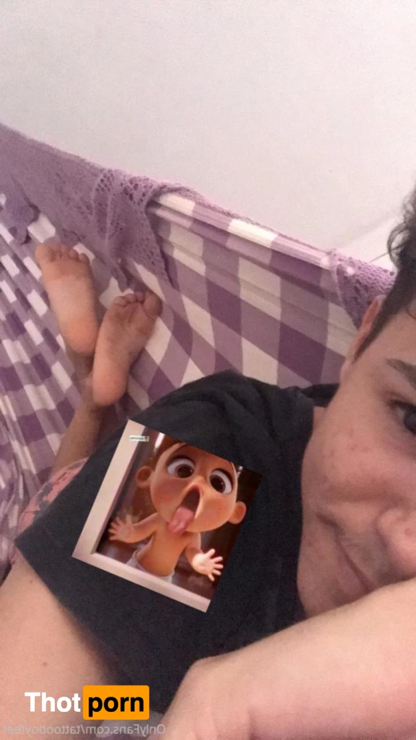 TATTOOBOYFEET 16515233