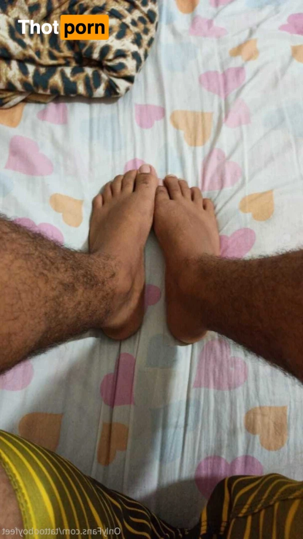 TATTOOBOYFEET 16521107