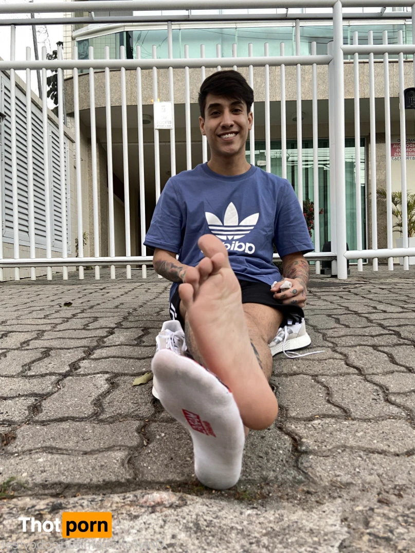 TATTOOBOYFEET 16533629