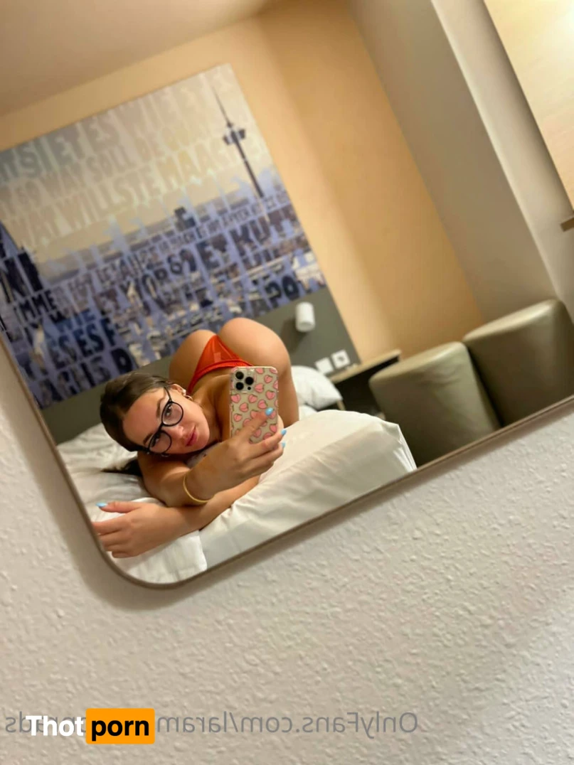 Laramarieconrads TOP Creator 14440337