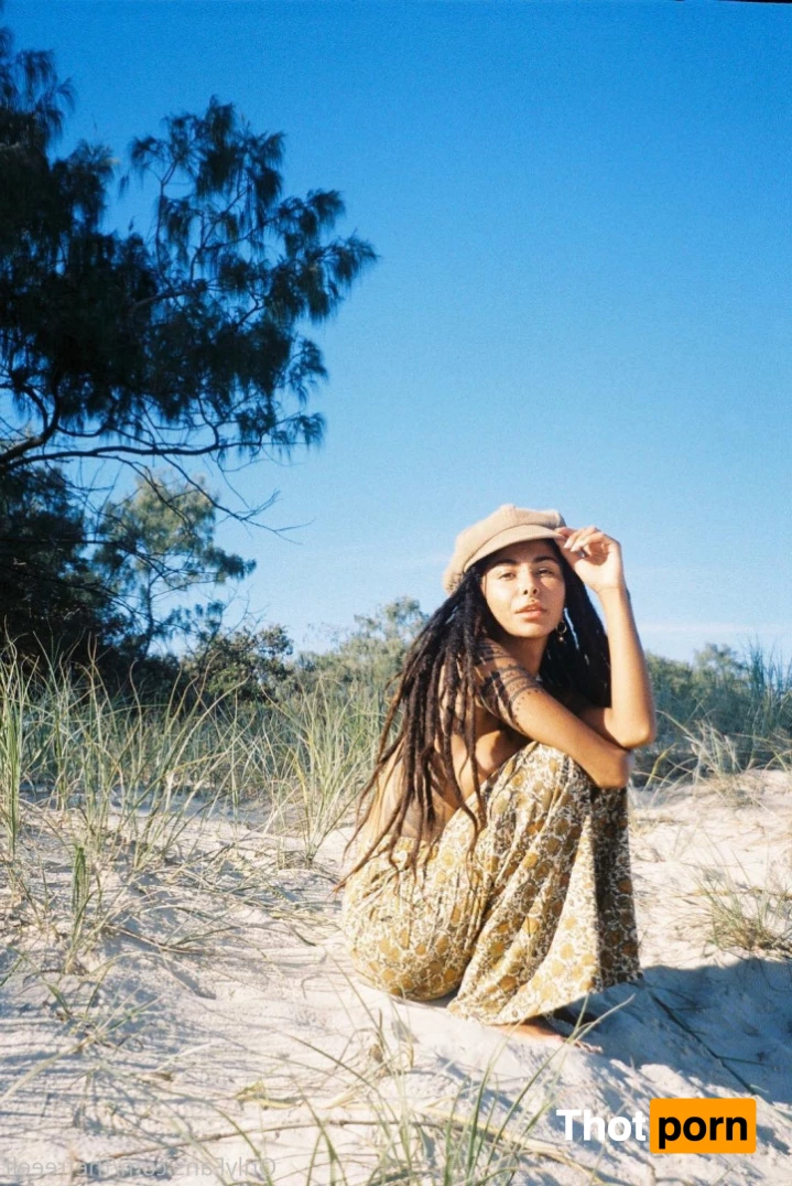 🧚🏽‍♀️ 9764554