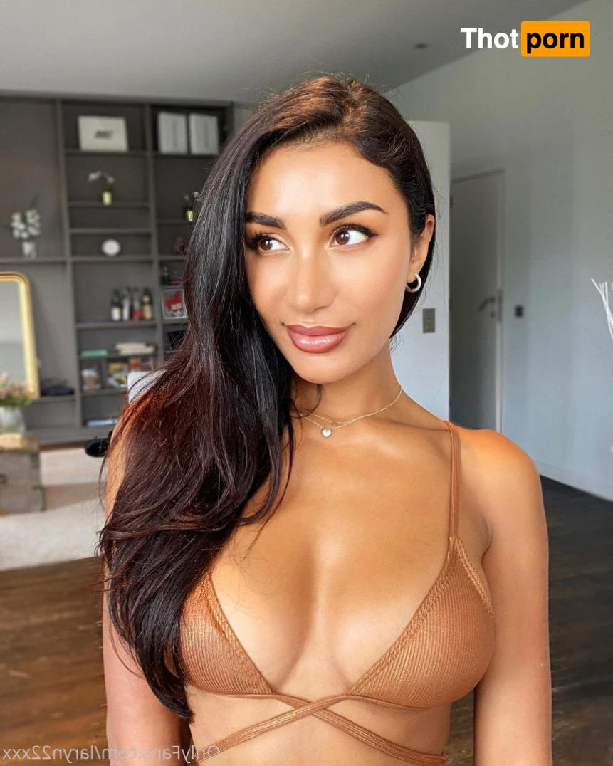 Laryn_Budi 667124