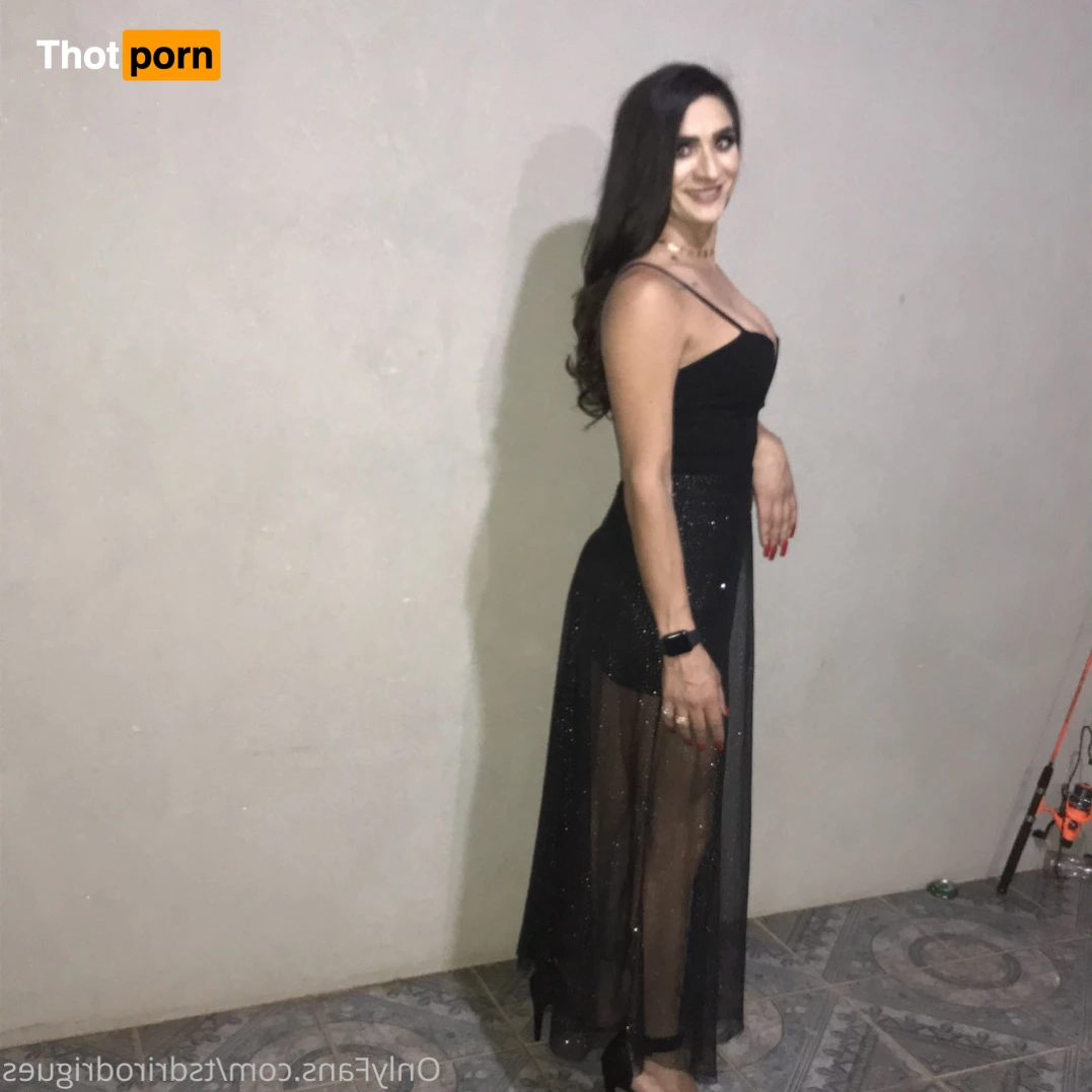 Adriana Rodrigues 14865155