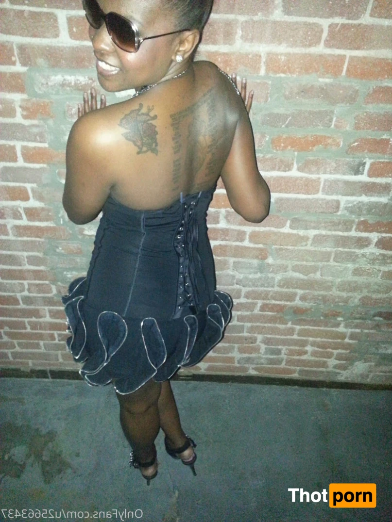 SexyBrownChocolate 14831008