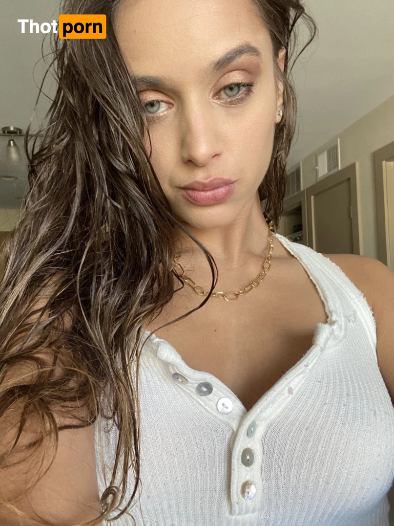 Uma Jolie *personal account 9722682