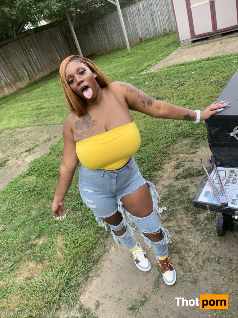 FreakNi💦🌈 14826591