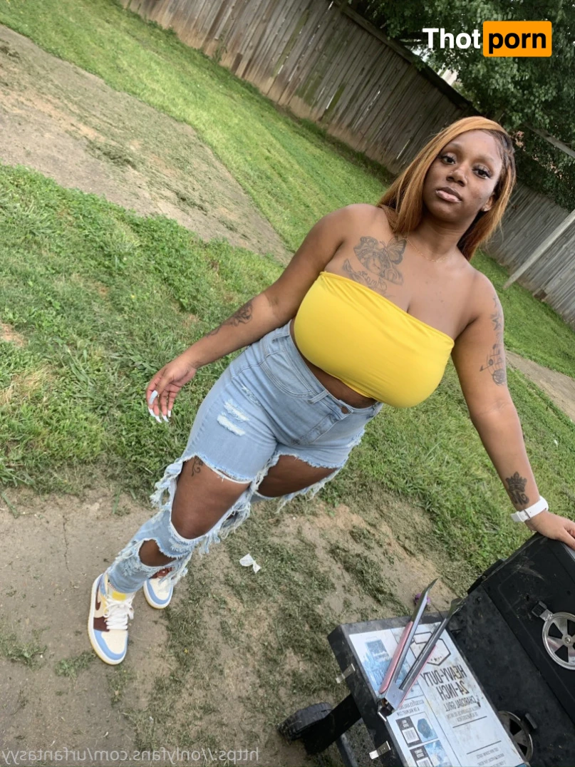 FreakNi💦🌈 14827135