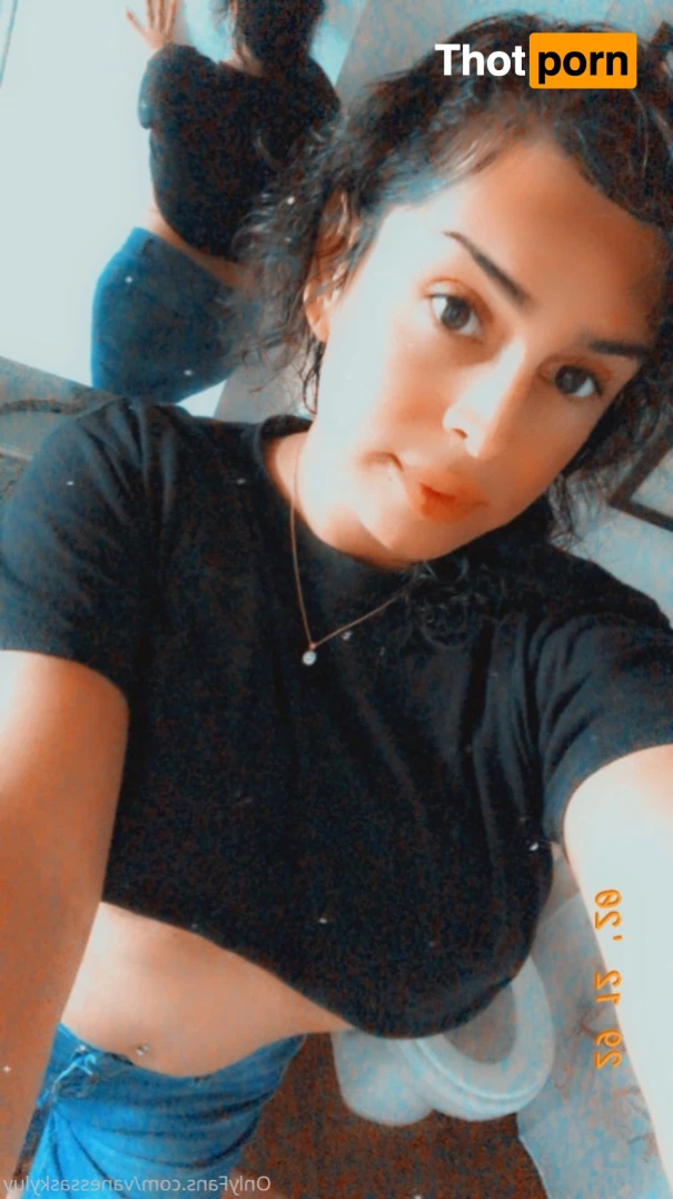 tsVanessaSky 9092287