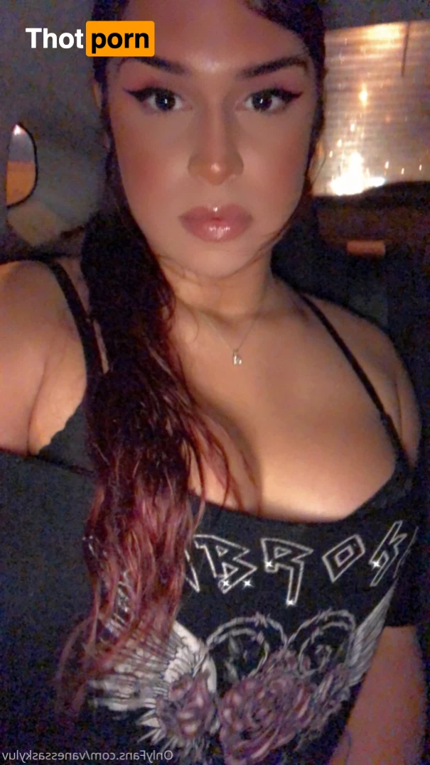 tsVanessaSky 9092297