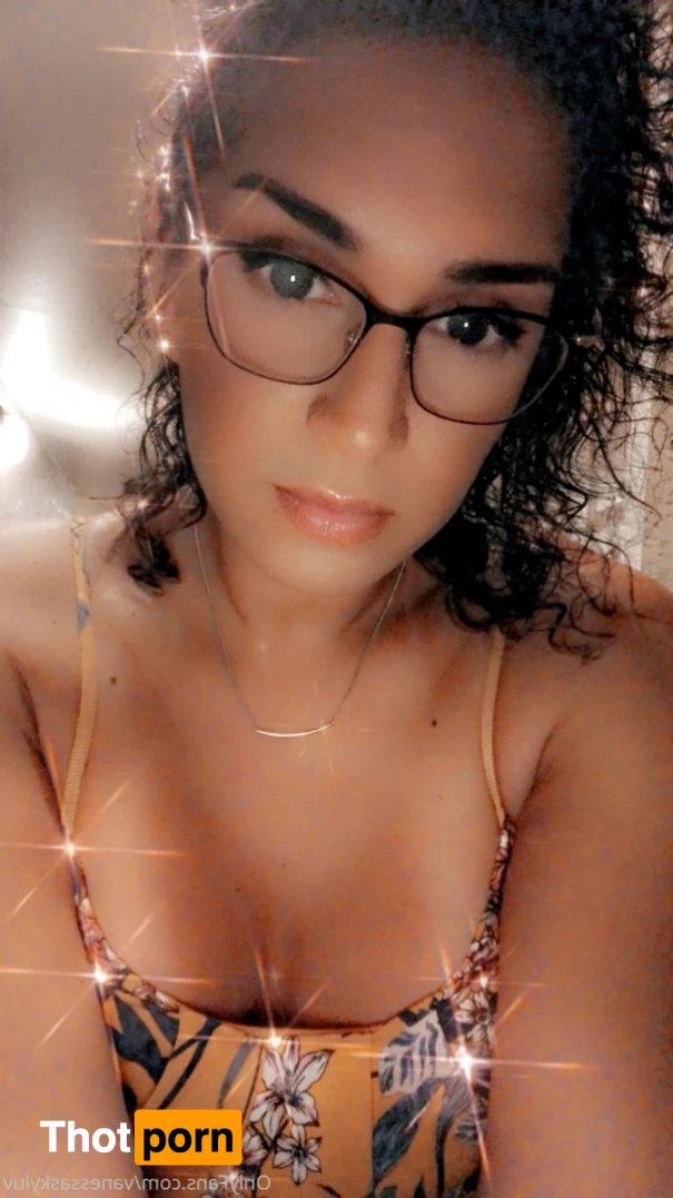 tsVanessaSky 9092565