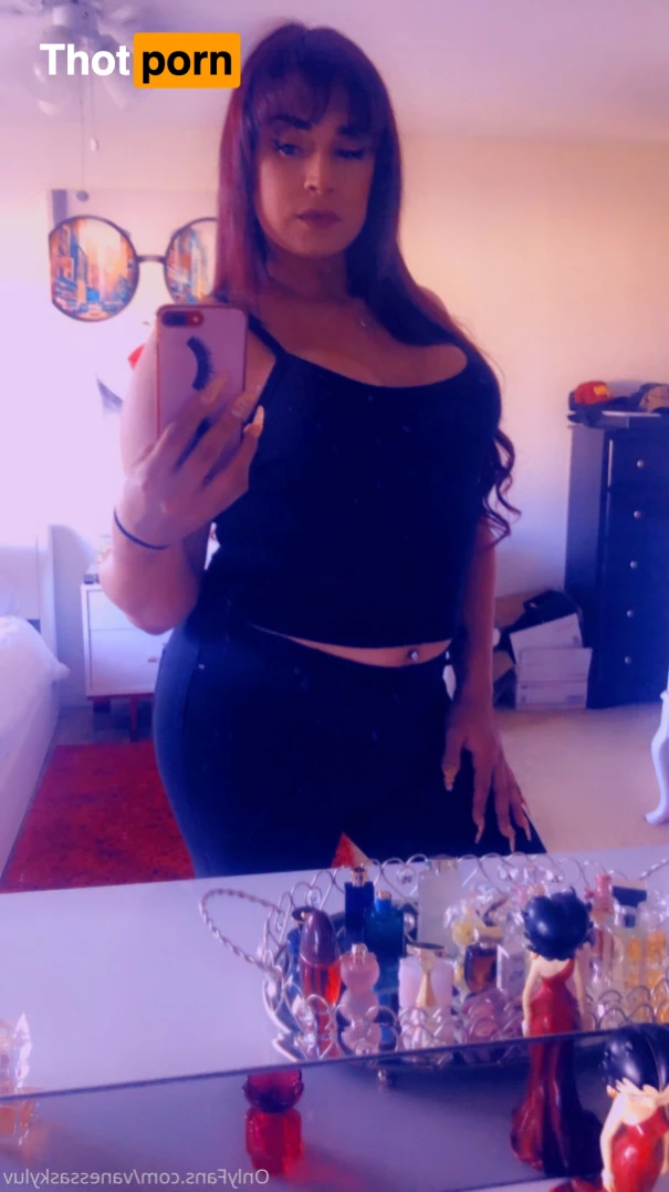 tsVanessaSky 9092621