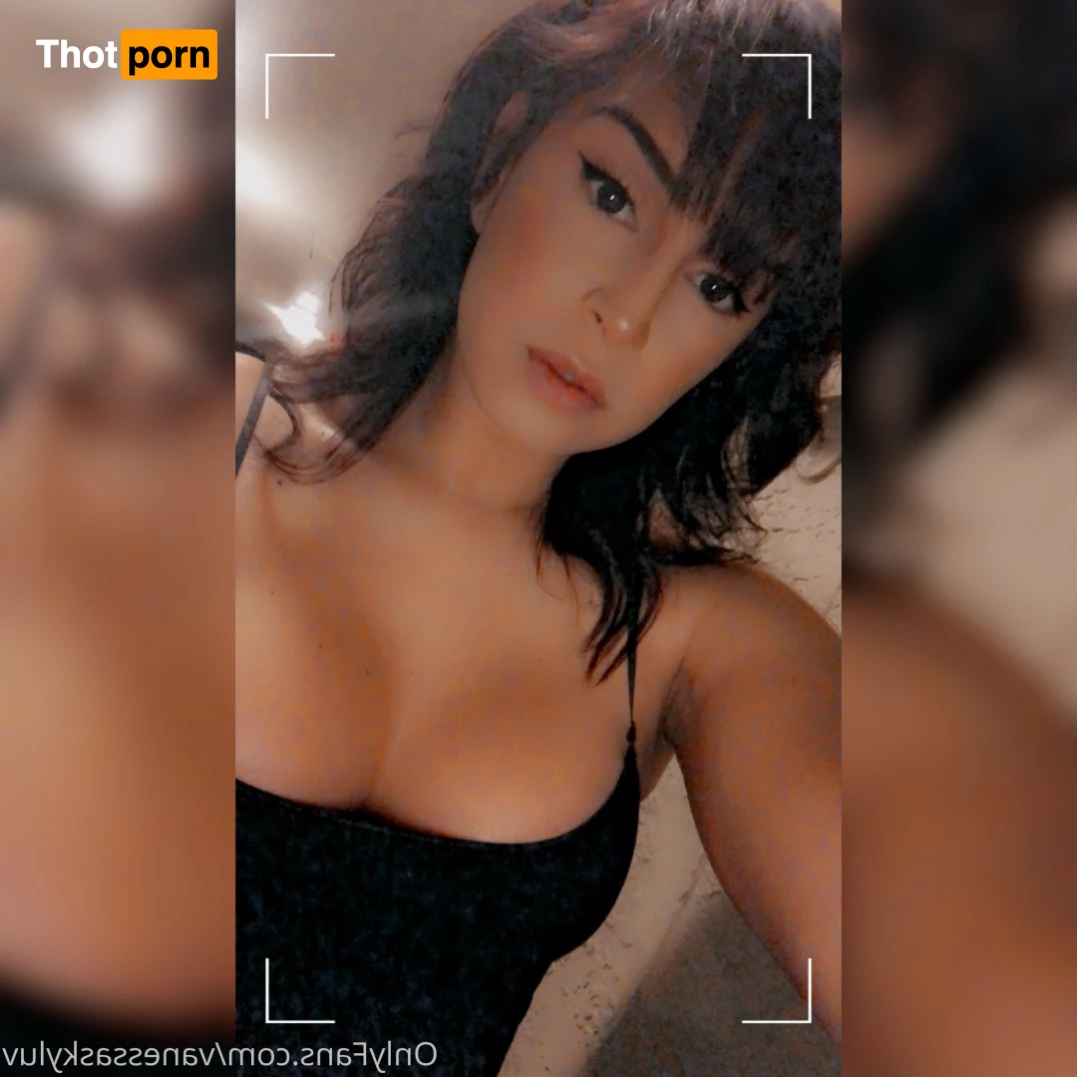 tsVanessaSky 9092634