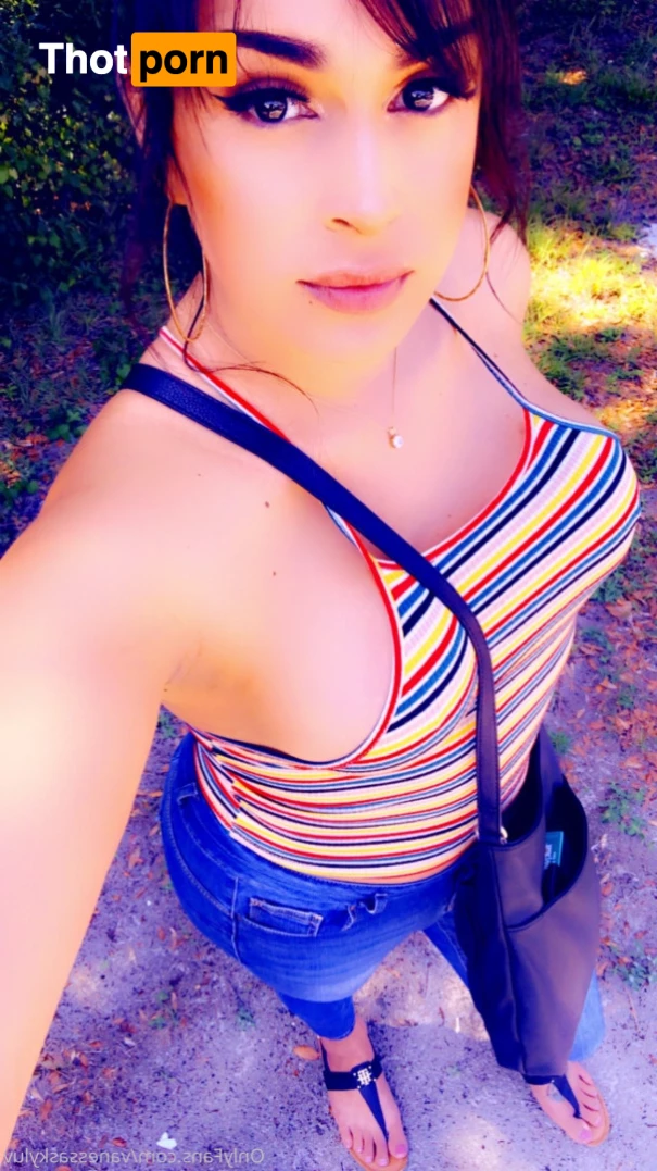 tsVanessaSky 9092736