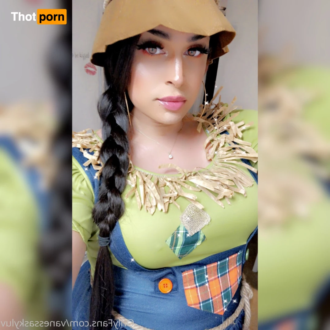 tsVanessaSky 9092775